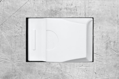 PA01B Gniazdo Dynamic białe.jpg